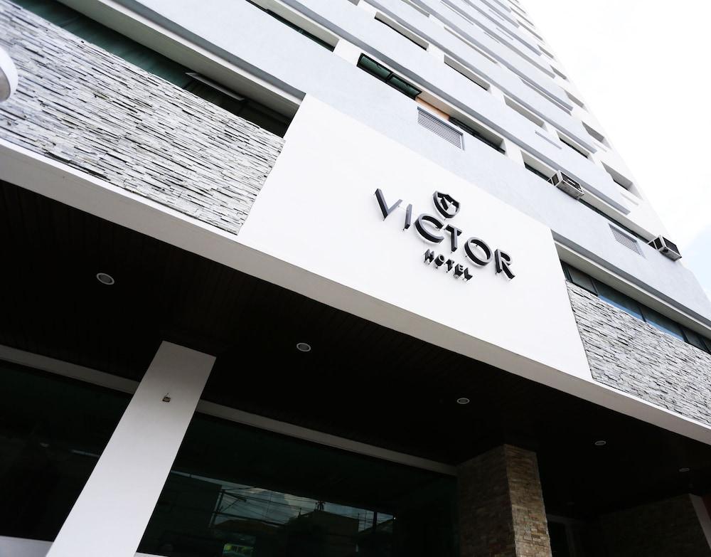 The Victor Hotel San Pedro Makati Exterior foto
