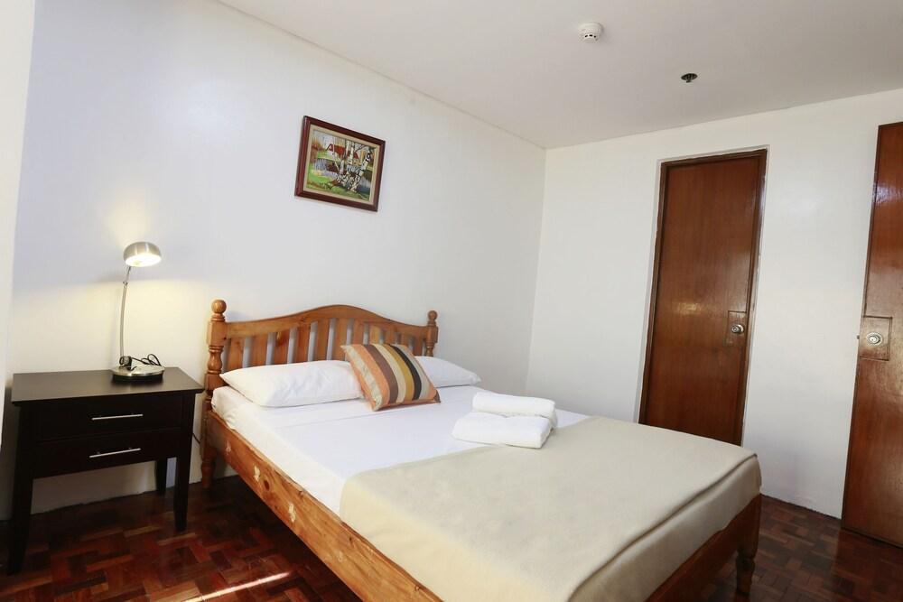 The Victor Hotel San Pedro Makati Exterior foto