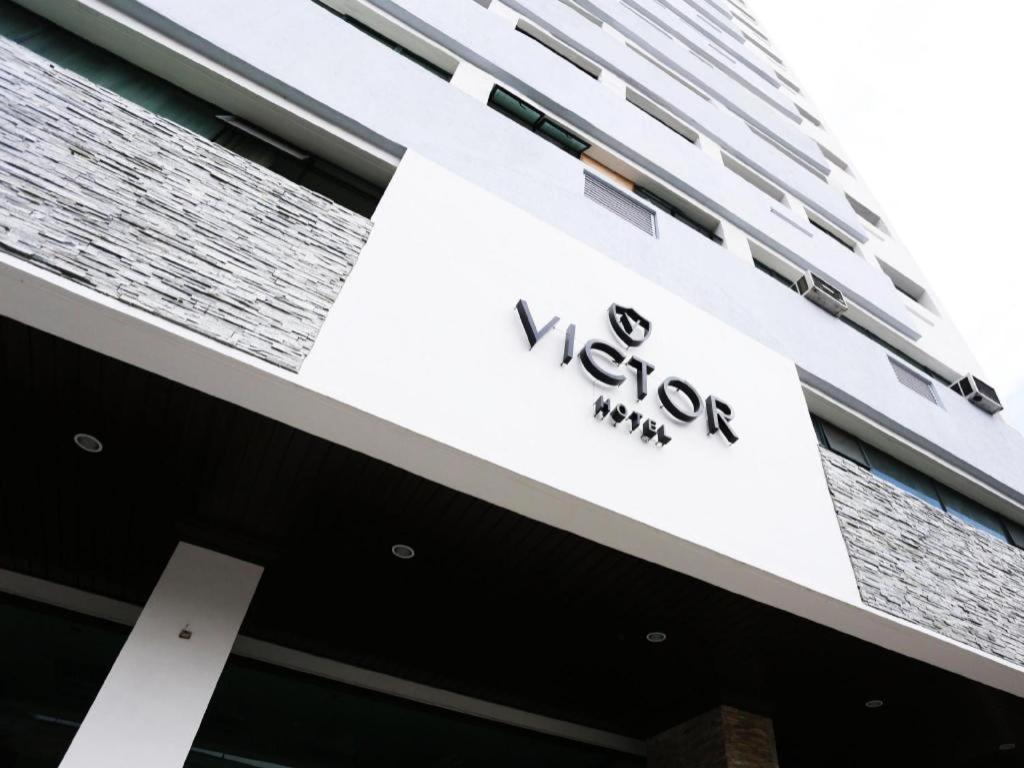 The Victor Hotel San Pedro Makati Exterior foto